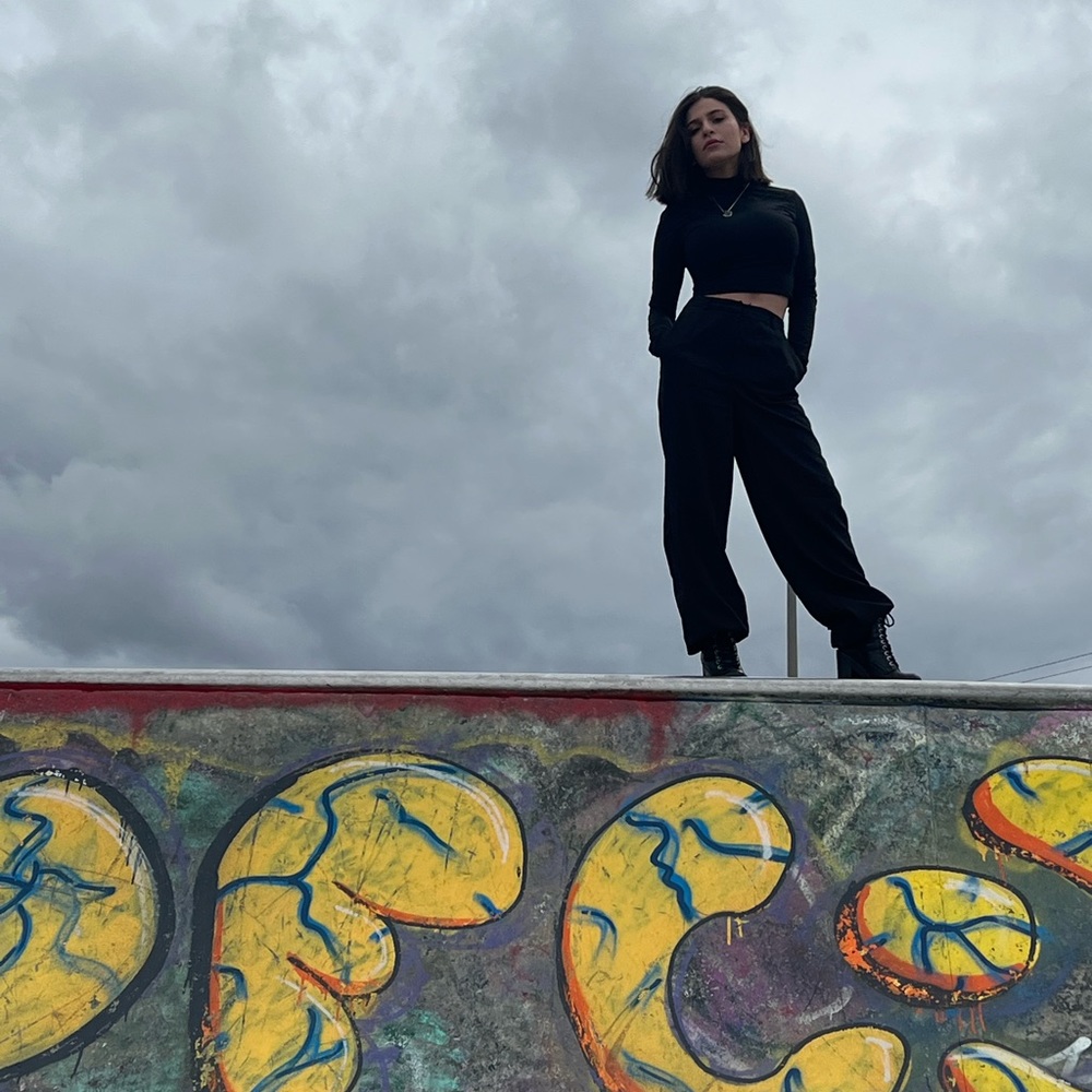 Meet Your Posher, Courtney